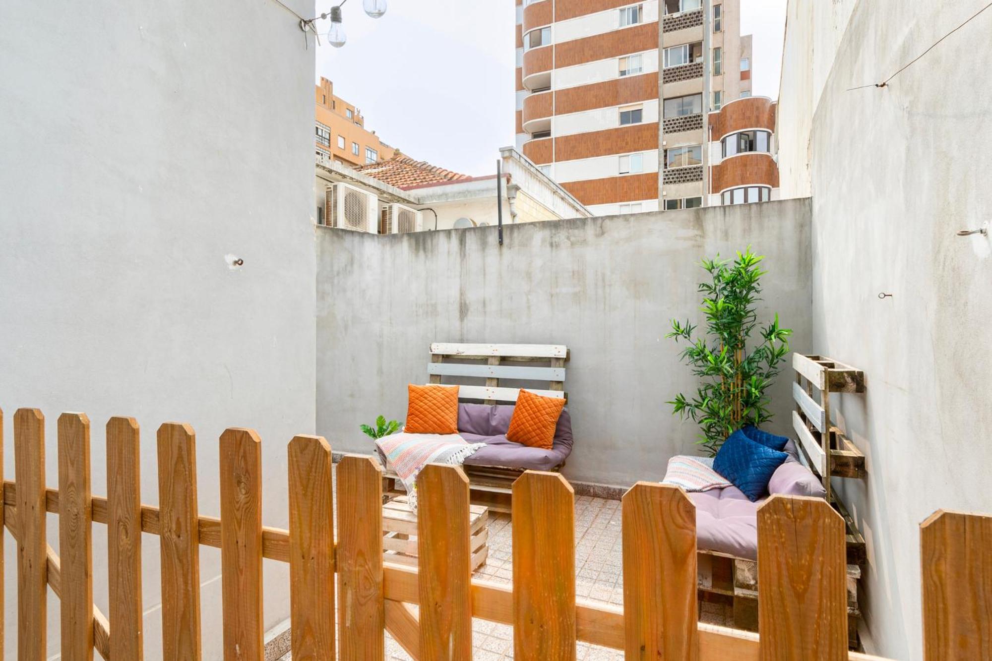 Beautiful House In - By Guest * Matosinhos (Porto)